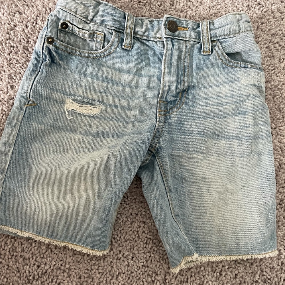 Cat & Jack boys denim jean shorts ripped hem size 6